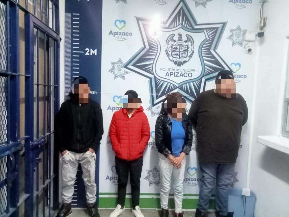 Detienen policías de Apizaco a integrantes de una banda de asaltantes